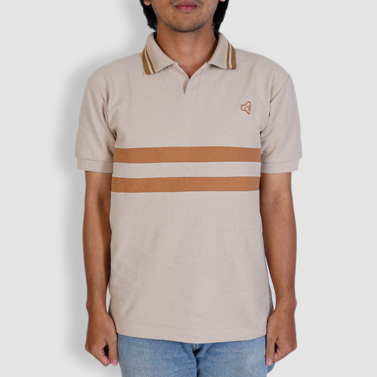BRODO - Line Court Polo Short Beige