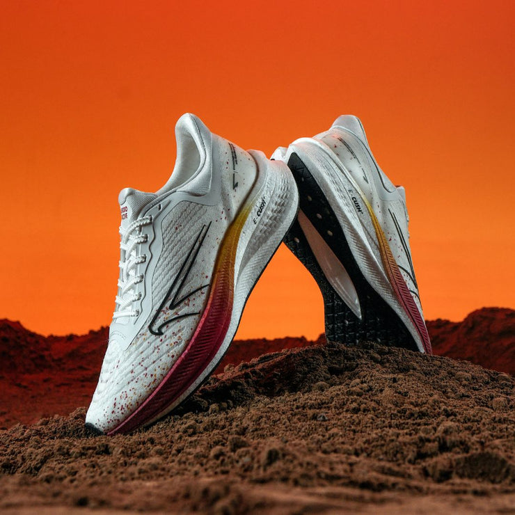 BRODO - Running Shoes Active Venturi White Lava Red