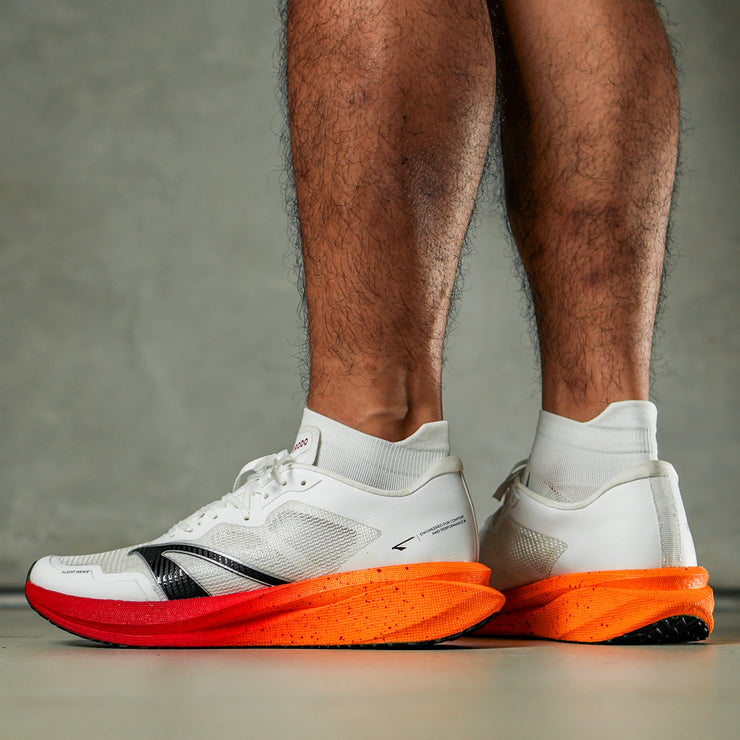 BRODO - Running Shoes Active Krakatau 2.0 White Lava Red